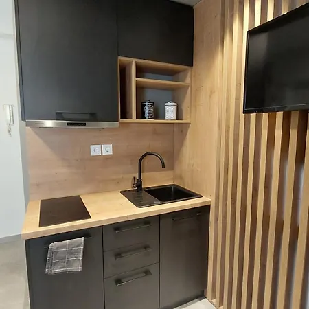 Amerikis Διαμέρισμα *